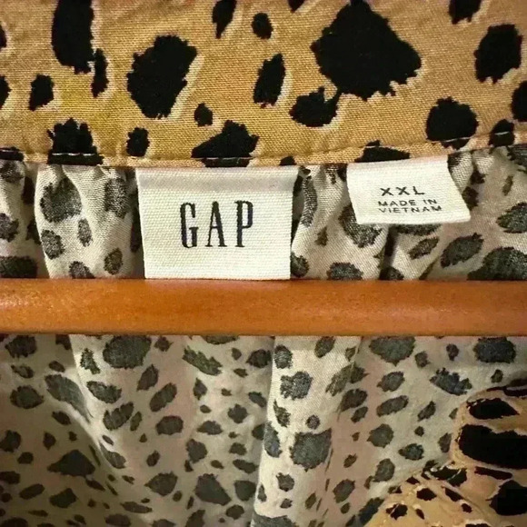 Gap leopard print v neck long sleeve blouse size xxl - Picture 4 of 5